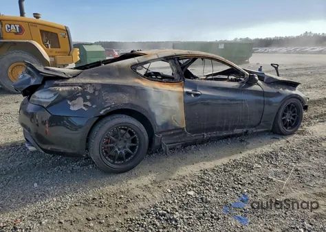 2010 Hyundai Genesis Coupe 3.8L z USA, uszkodzony, nr VIN KMHHU6KH5AU041629